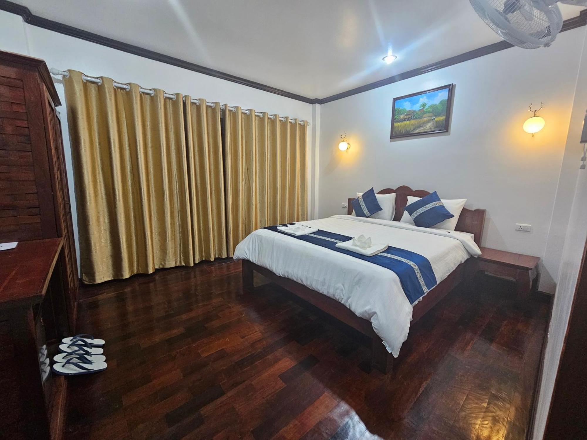 Win Hotel Vangviang Kültér fotó