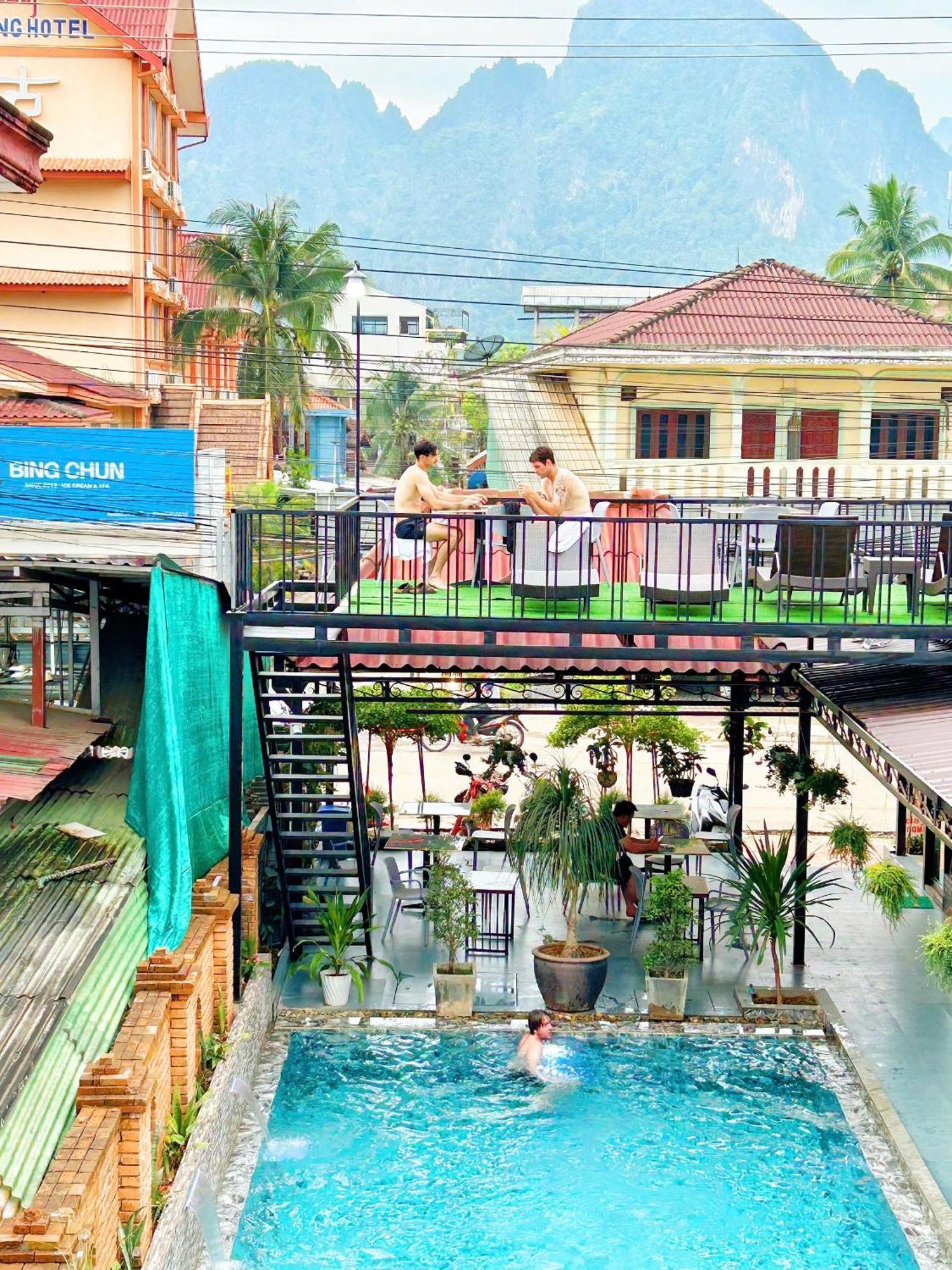 Win Hotel Vangviang Kültér fotó